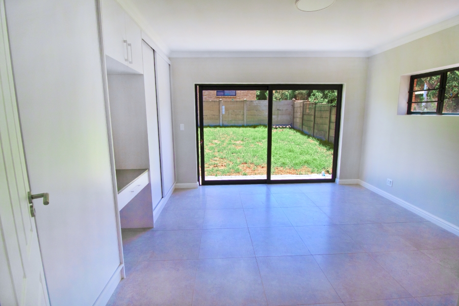 3 Bedroom Property for Sale in Wavecrest Eastern Cape